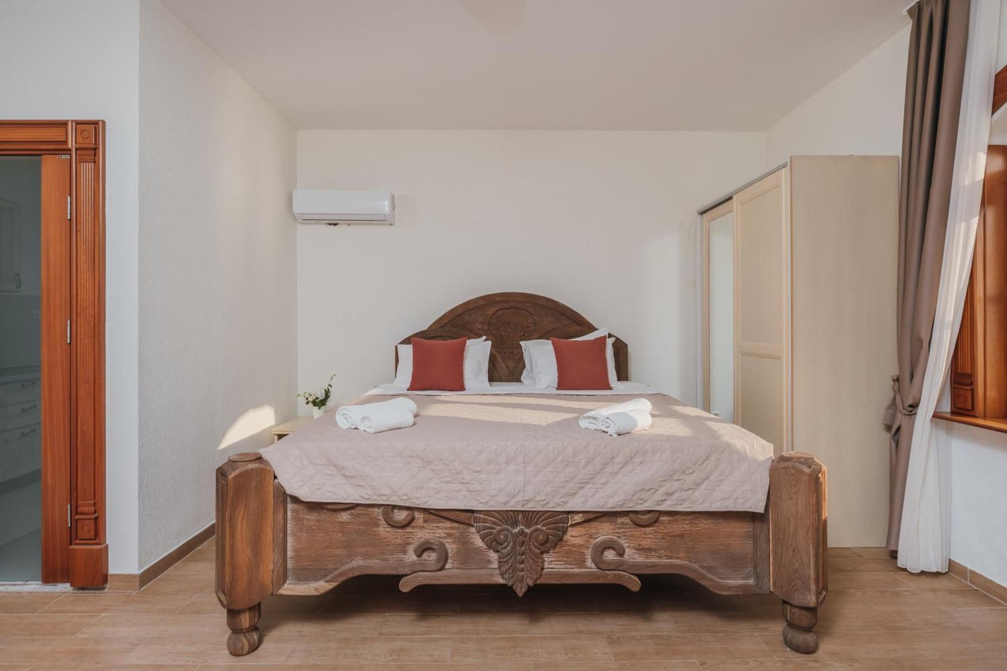 Apartments Pietra Mare Petrovac Room photo