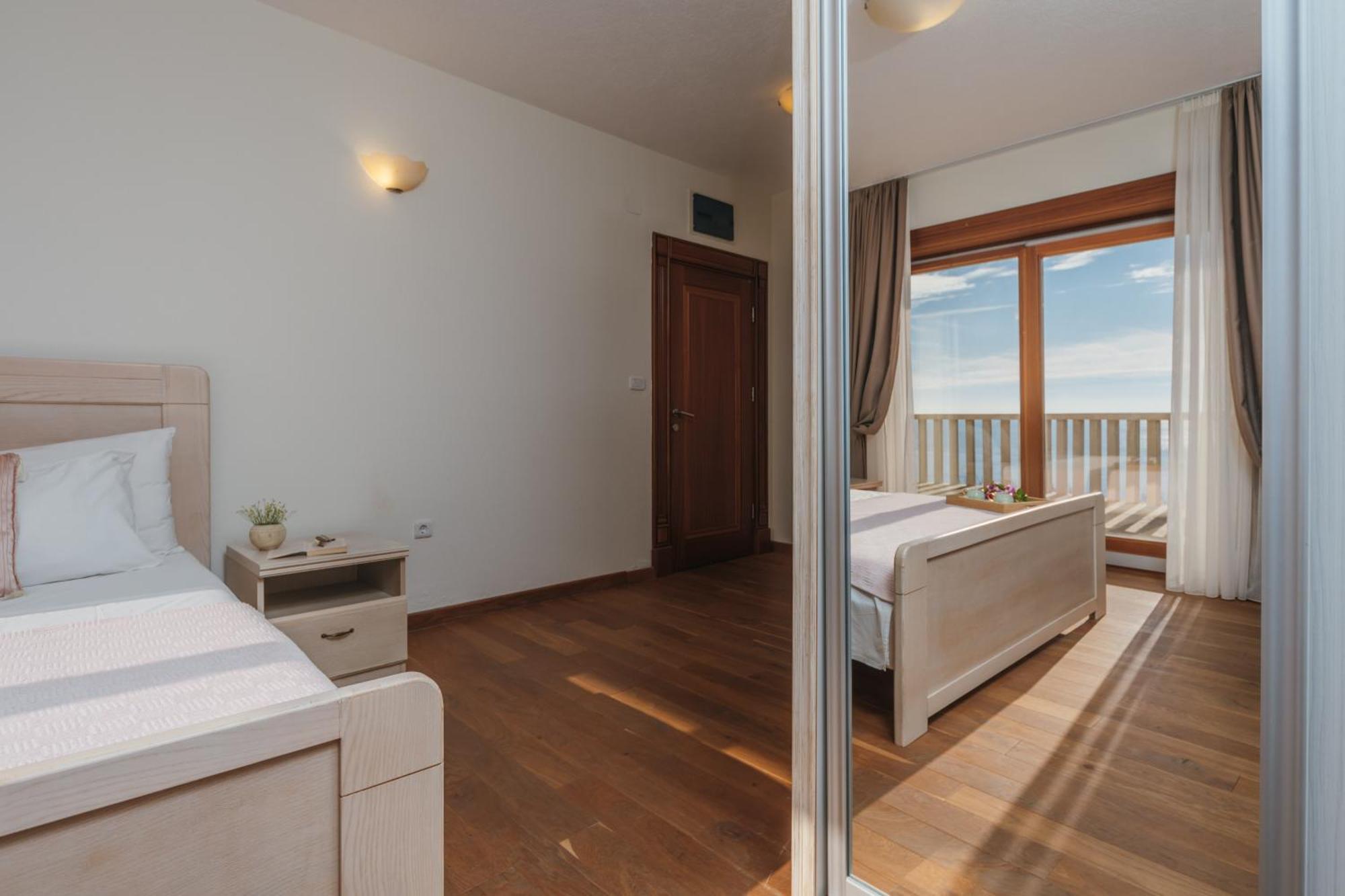 Apartments Pietra Mare Petrovac Exterior photo