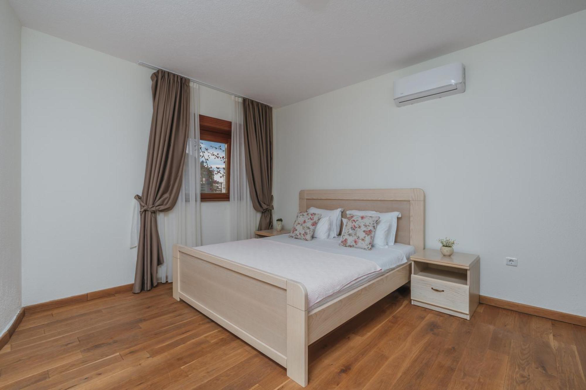 Apartments Pietra Mare Petrovac Exterior photo