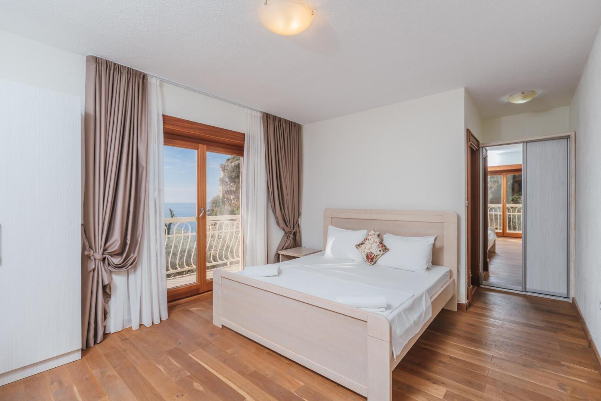 Apartments Pietra Mare Petrovac Exterior photo